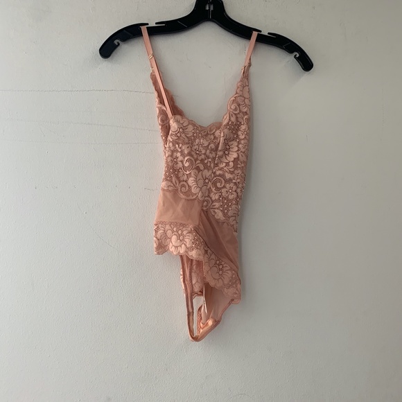 HAH INTIMATES - Picture 2 of 2